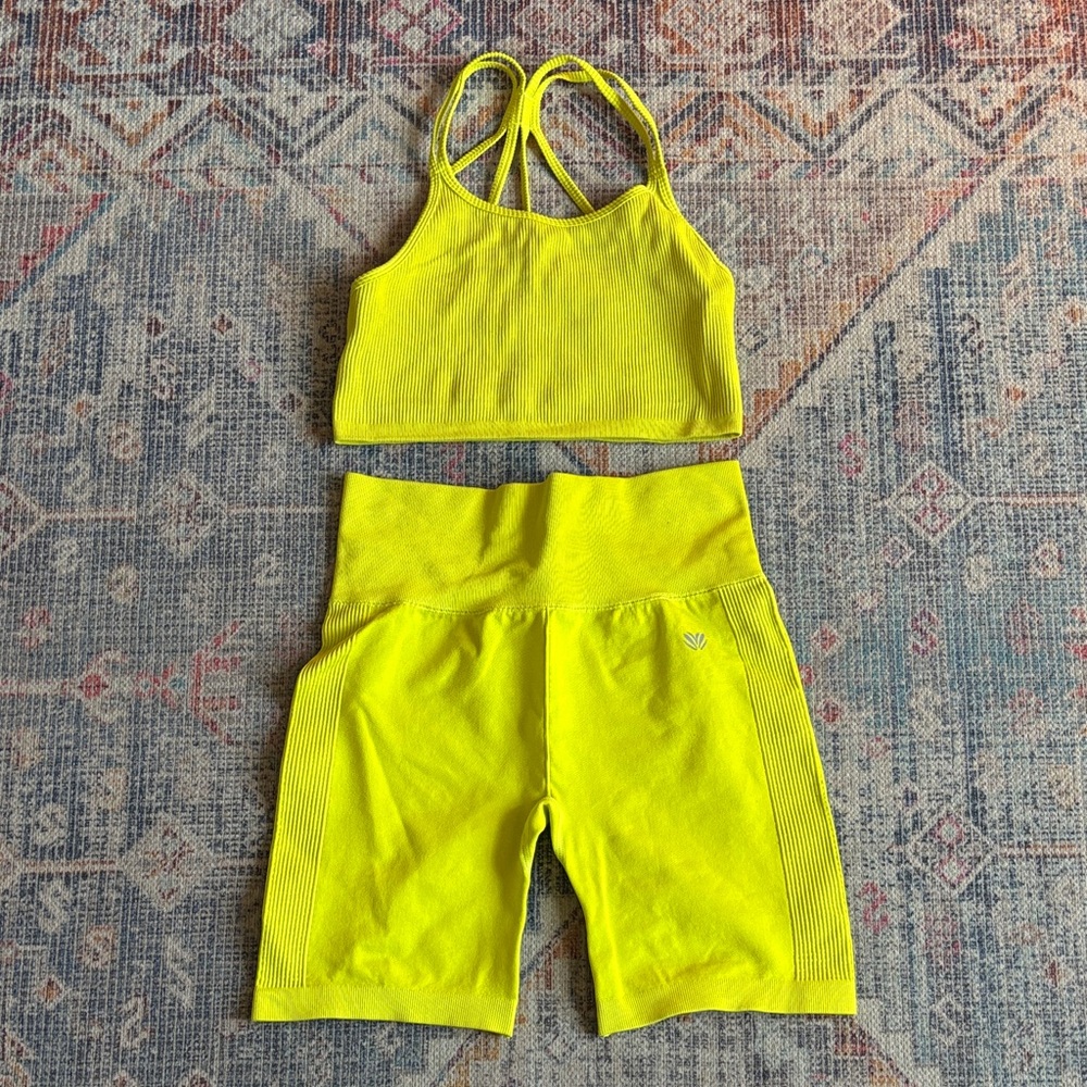 Forever 21 Neon Yellow Ribbed Active Set